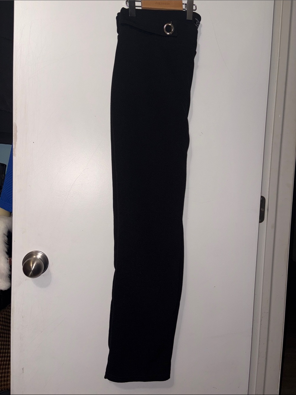1XL Black Straight-Leg Pants with Belt Detail - HTH 19-21” EUC
